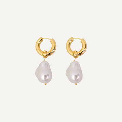 Classic Pearl Earrings